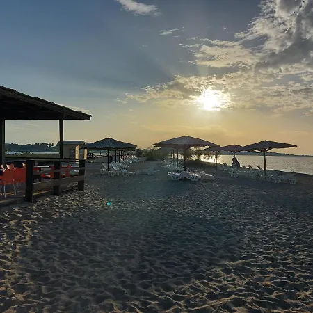 アパート Sunside ニン